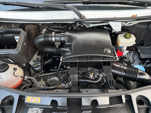 Used 2020 Mercedes-Benz Sprinter 3500 image 16