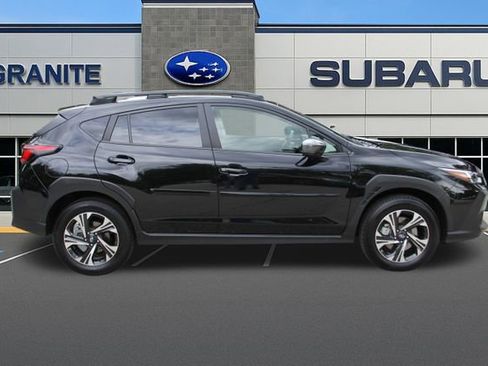 Used 2024 Subaru Crosstrek 2.0i Premium image 12
