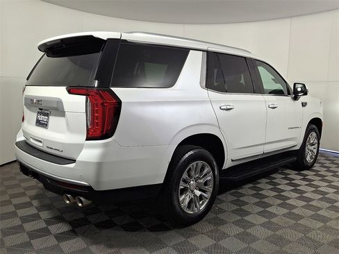 Used 2023 GMC Yukon Denali image 8