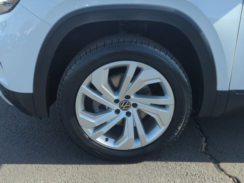 Certified 2023 Volkswagen Atlas SE image 26