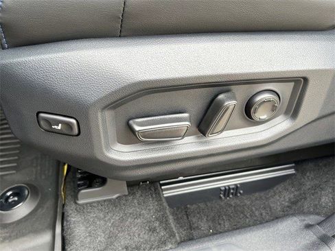 New 2026 Toyota Tundra Platinum image 28