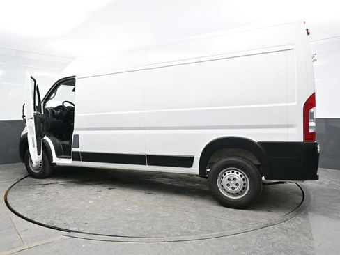 Used 2025 RAM ProMaster 2500 w/ Convenience Group FWD image 39