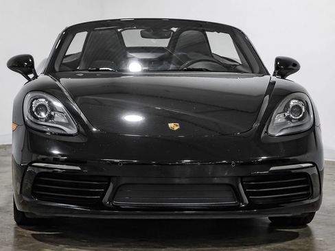 Used 2017 Porsche 718 Boxster RWD image 8