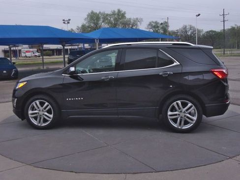 Used 2018 Chevrolet Equinox Premier image 19