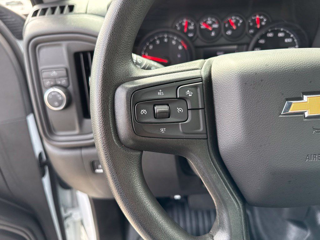 Used 2025 Chevrolet Silverado 1500 W/T RWD image 12