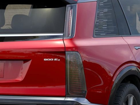 New 2026 Cadillac Vistiq Luxury image 11