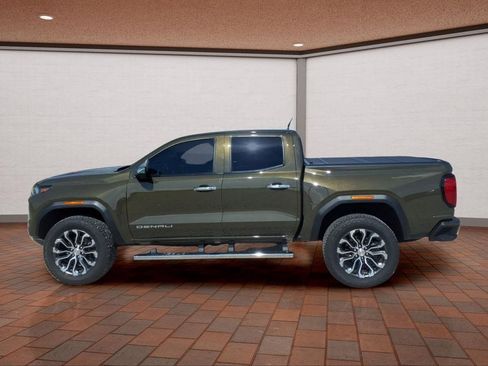 Used 2024 GMC Canyon Denali AWD/4WD image 8