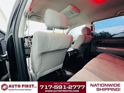 Used 2013 Toyota Tundra 4x4 CrewMax w/ SR5 Pkg image 16