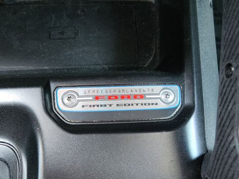 Used 2021 Ford Bronco First Edition AWD/4WD image 27