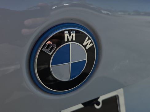 Used 2022 BMW X5 xDrive45e image 17