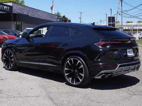 Used 2020 Lamborghini Urus AWD/4WD image 12