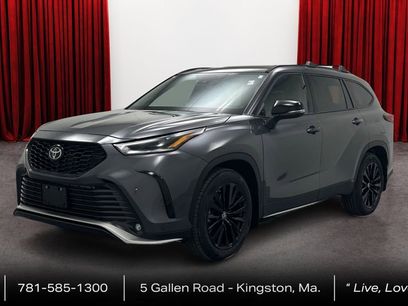 Used 2023 Toyota Highlander XSE