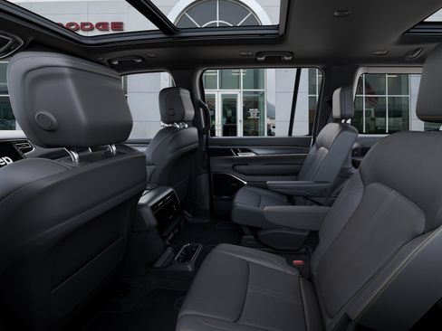 New 2026 Jeep Grand Wagoneer 4WD image 23