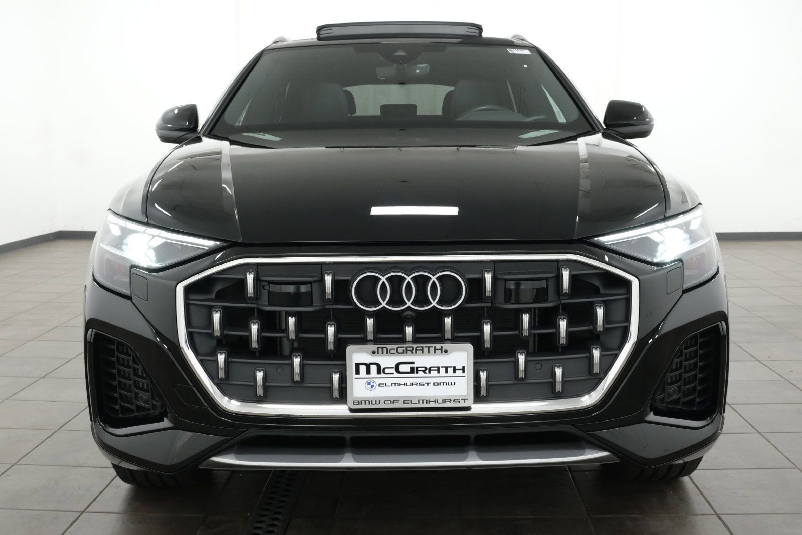 Used 2025 Audi Q8 Premium Plus AWD/4WD image 8