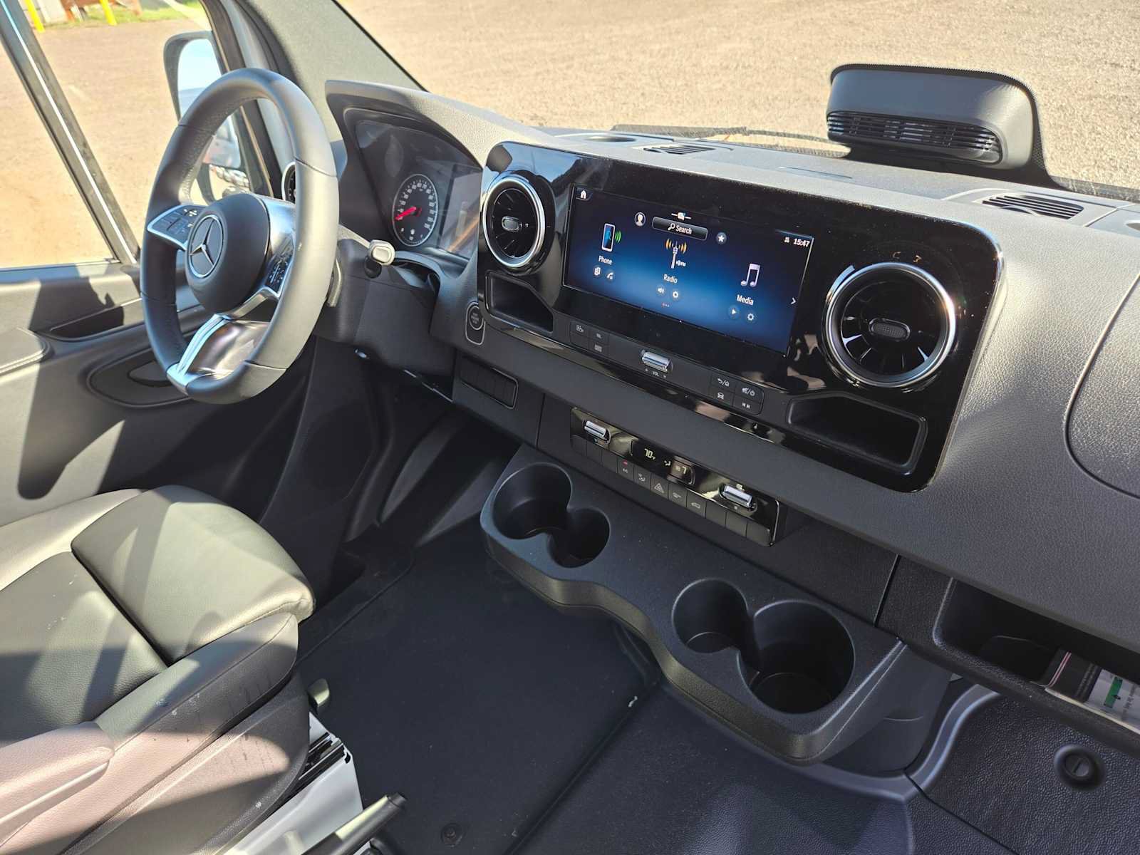 Used 2026 Mercedes-Benz Sprinter 2500 image 10