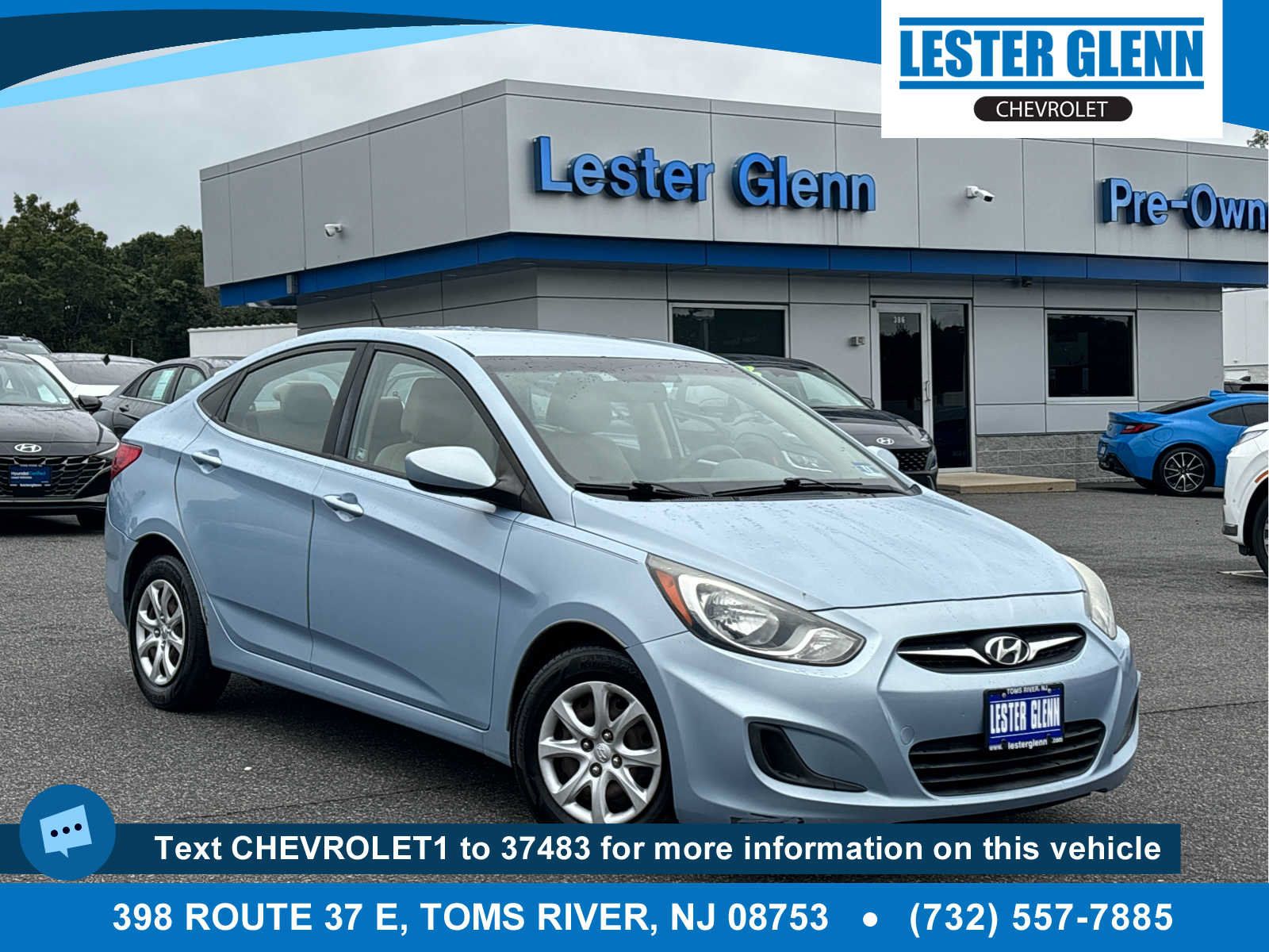 Used 2012 Hyundai Accent GLS FWD image 1