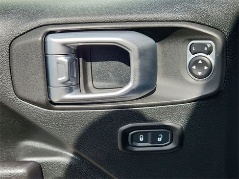 Used 2020 Jeep Gladiator Sport w/ Quick Order Package 24S image 22