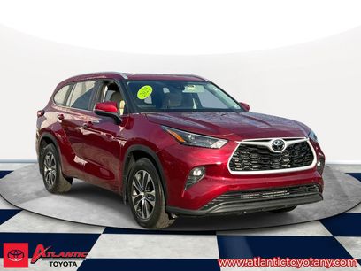 Used 2023 Toyota Highlander XLE