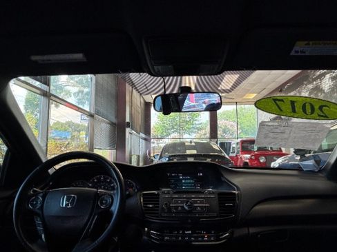Used 2017 Honda Accord Sport Special Edition image 27