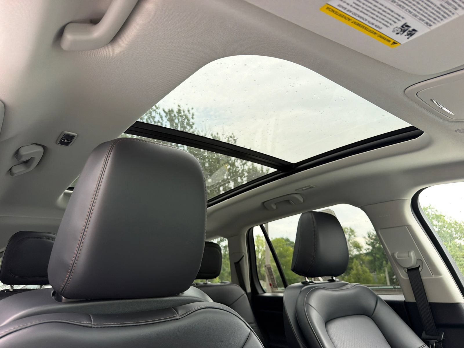 New 2027 Lincoln Aviator AWD w/ Jet Appearance Package image 13