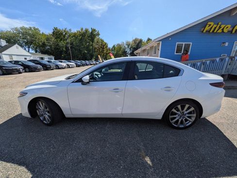 Used 2023 MAZDA MAZDA3 s FWD image 2