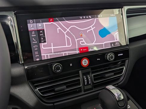 New 2026 Porsche Macan S AWD/4WD image 32
