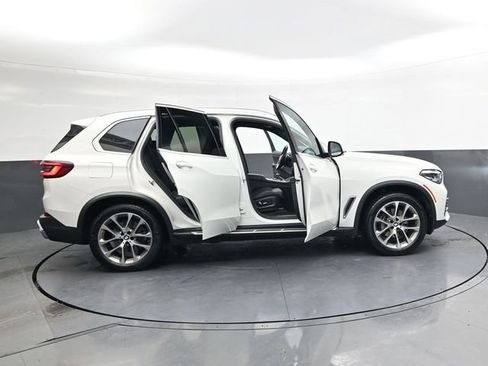 Used 2021 BMW X5 sDrive40i w/ Convenience Package image 37