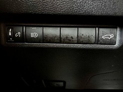 Used 2022 Toyota RAV4 XLE w/ Convenience Package AWD/4WD image 33
