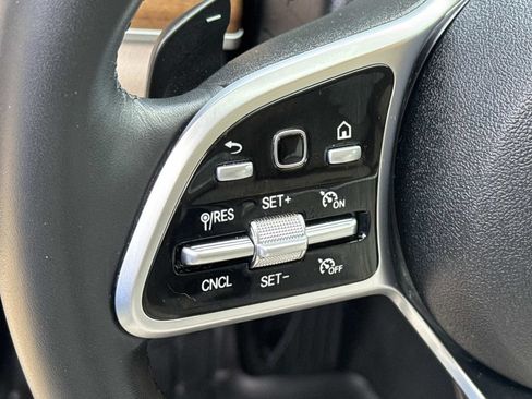 Used 2022 Mercedes-Benz GLS 450 4MATIC image 24