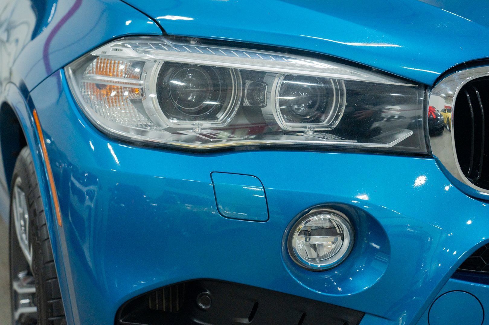 Used 2018 BMW X5 M AWD/4WD image 12