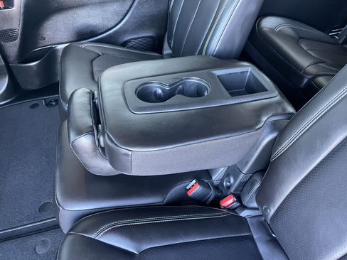 New 2026 Chrysler Pacifica Select image 23