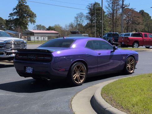 Certified 2023 Dodge Challenger R/T Scat Pack w/ Plus Package image 5