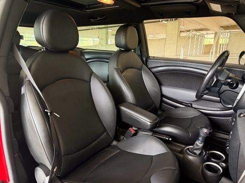 Used 2011 MINI Cooper Clubman S FWD image 19