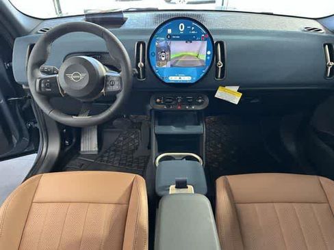 Used 2025 MINI Cooper Countryman S w/ Comfort Package Max image 13