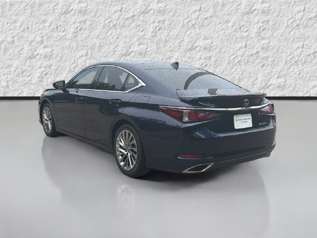 Used 2022 Lexus ES 350 Ultra Luxury w/ Accessory Package 2 FWD image 3