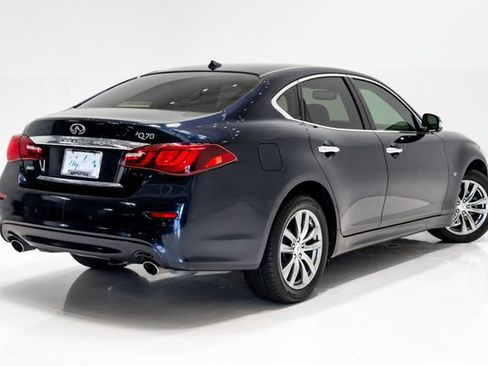 Used 2016 INFINITI Q70 3.7 AWD/4WD image 29