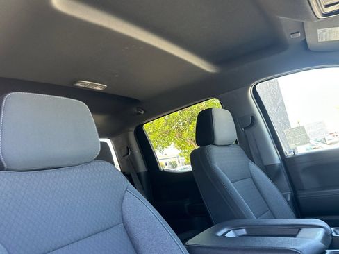 Used 2021 Chevrolet Silverado 1500 RST AWD/4WD image 16