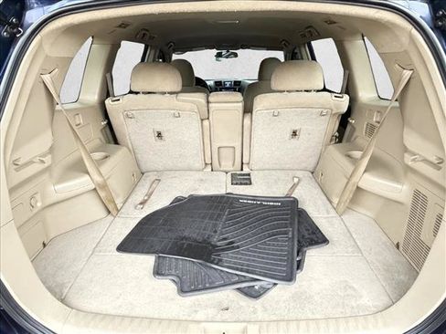 Used 2013 Toyota Highlander FWD w/ Cold Weather Pkg image 13