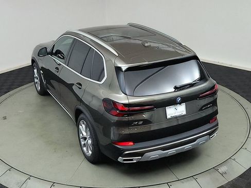 Used 2026 BMW X5 xDrive50e w/ Climate Comfort Package AWD/4WD image 10