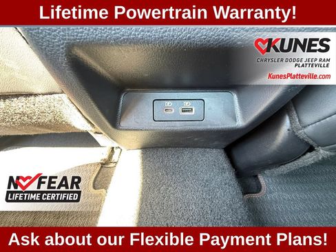 Used 2025 Nissan Altima 2.5 SR FWD image 38
