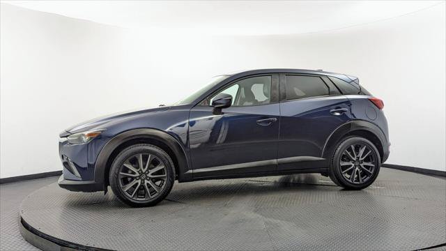 Used 2018 MAZDA CX-3 Touring FWD image 3