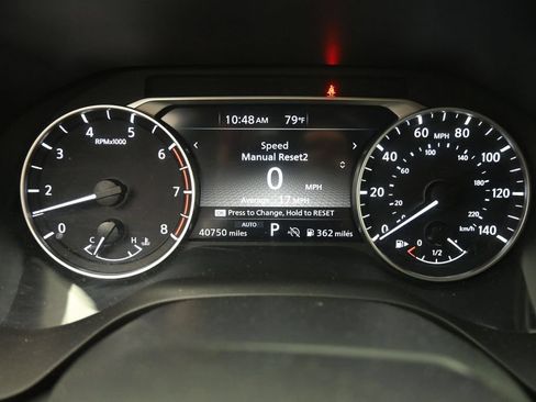 Used 2025 Nissan Rogue SV AWD/4WD image 11