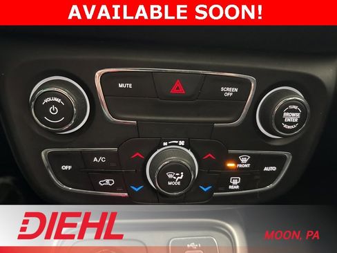 Used 2021 Jeep Compass 80th Special Edition w/ Sun and Sound Group image 34