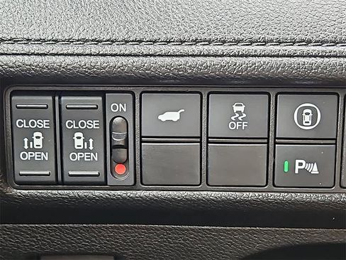 Certified 2023 Honda Odyssey Touring image 22