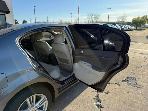 Used 2011 INFINITI G37 x Sedan w/ Premium Pkg image 21