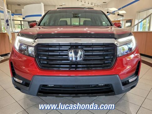 Used 2023 Honda Ridgeline RTL-E image 2