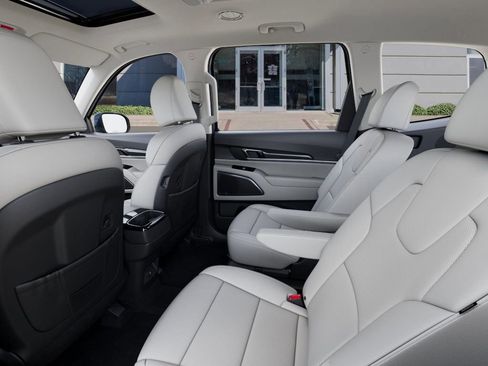 New 2025 Kia Telluride S image 21
