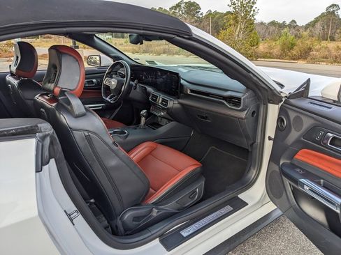 Used 2024 Ford Mustang Premium image 38