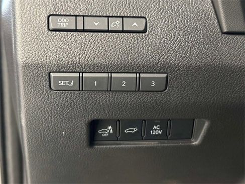 Used 2024 Lexus GX 550 image 26