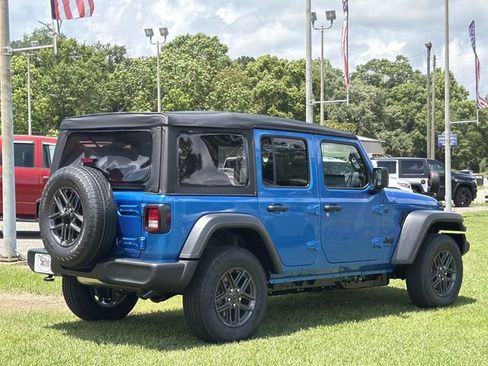 New 2026 Jeep Wrangler Unlimited Sport AWD/4WD image 6